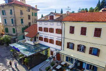 Opatija 4-Bedroom House with Hot Tub & Harbor Views