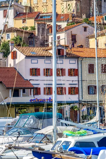 Opatija 4-Bedroom House with Hot Tub & Harbor Views