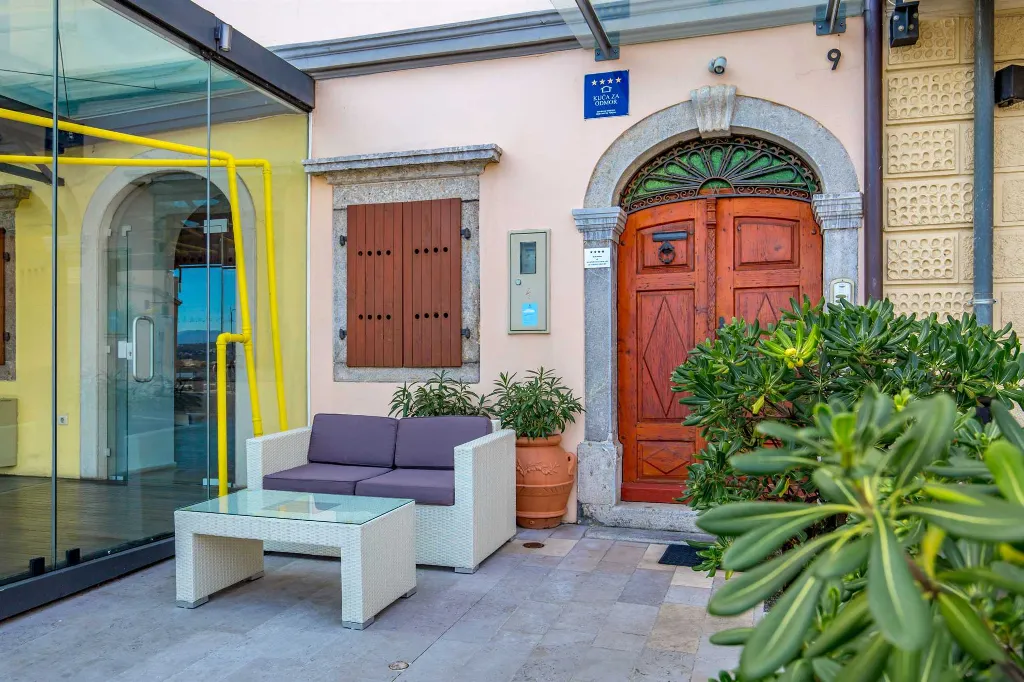 Opatija 4-Bedroom House with Hot Tub & Harbor Views