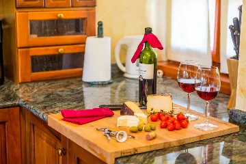 Opatija 4-Bedroom House with Hot Tub & Harbor Views