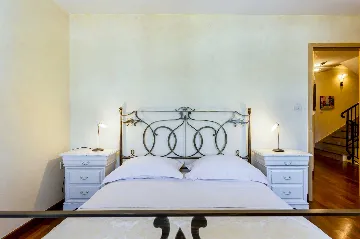 Opatija 4-Bedroom House with Hot Tub & Harbor Views