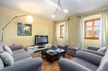 Opatija 4-Bedroom House with Hot Tub & Harbor Views