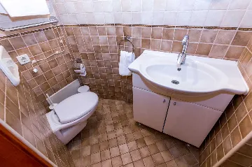 Opatija 4-Bedroom House with Hot Tub & Harbor Views