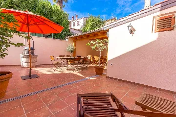 Opatija 4-Bedroom House with Hot Tub & Harbor Views