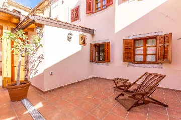 Opatija 4-Bedroom House with Hot Tub & Harbor Views