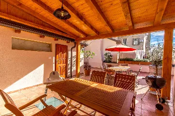 Opatija 4-Bedroom House with Hot Tub & Harbor Views