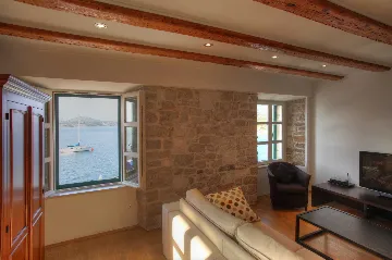 Sea-View 1-Bedroom Apartment in Šibenik
