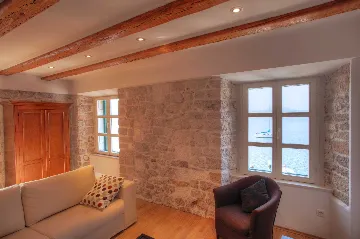 Sea-View 1-Bedroom Apartment in Šibenik