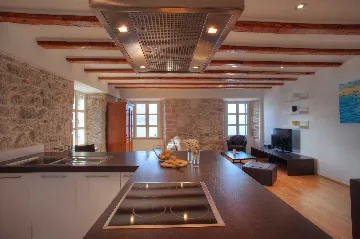 Sea-View 1-Bedroom Apartment in Šibenik