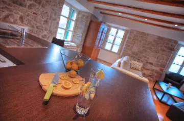 Sea-View 1-Bedroom Apartment in Šibenik