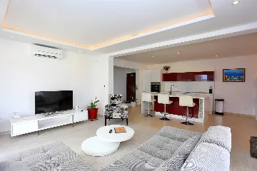 Two-Bedroom Villa Apartment in Murter (Sleeps 5)