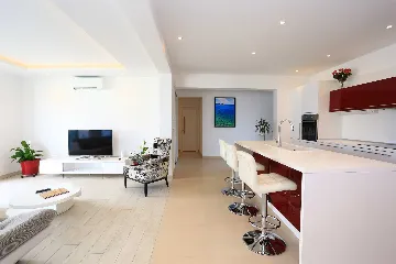 Two-Bedroom Villa Apartment in Murter (Sleeps 5)