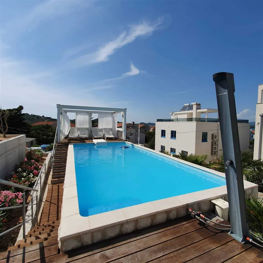 Two-Bedroom Villa Apartment in Murter (Sleeps 5)