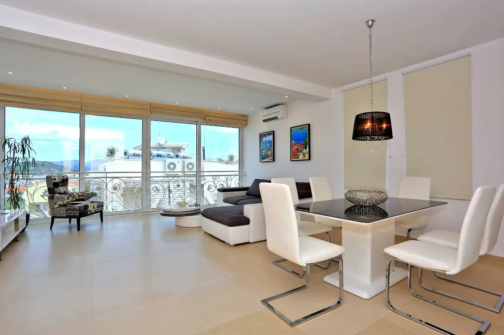 Murter Villa Apartment with Sea View (Up to 4)