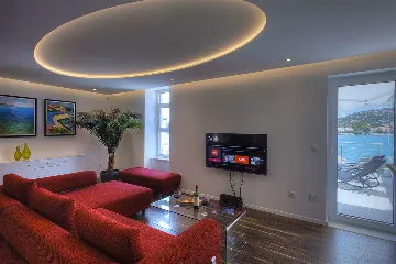 Betina Two-Bedroom Villa Near the Sea