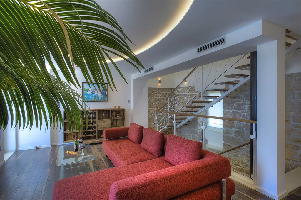 Betina Two-Bedroom Villa Near the Sea