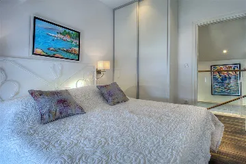 Betina Two-Bedroom Villa Near the Sea