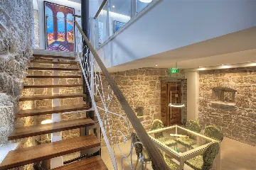 Betina Two-Bedroom Villa Near the Sea