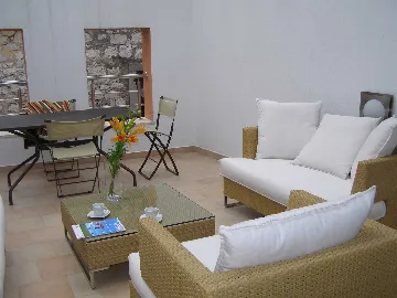 Murter 2-Bedroom Apartment with Secluded Terrace