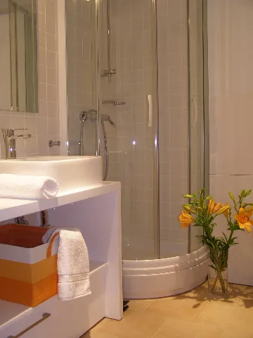 Murter 2-Bedroom Apartment with Secluded Terrace