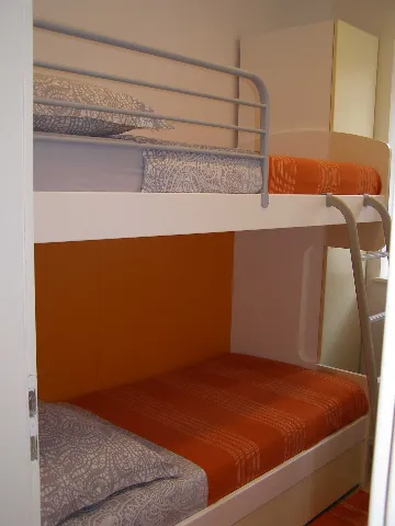 Murter 2-Bedroom Apartment with Secluded Terrace