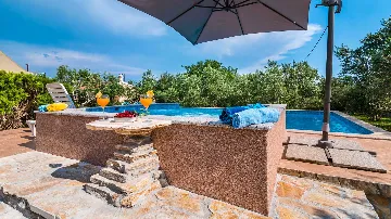 Holiday House in Kaštel Novi with Pool for 10 Guests