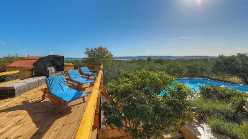 Holiday House in Kaštel Novi with Pool for 10 Guests