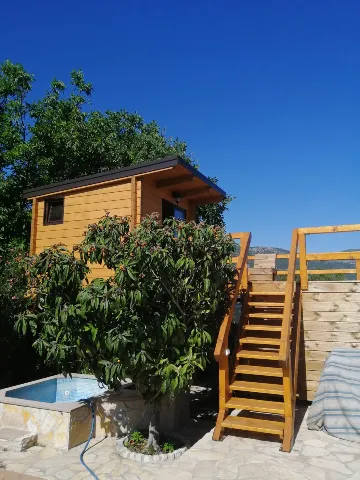Holiday House in Kaštel Novi with Pool for 10 Guests