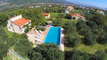 Holiday House in Kaštel Novi with Pool for 10 Guests