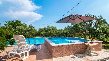 Holiday House in Kaštel Novi with Pool for 10 Guests