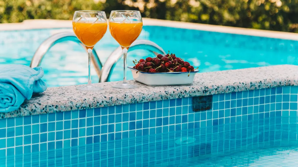 Holiday House in Kaštel Novi with Pool for 10 Guests