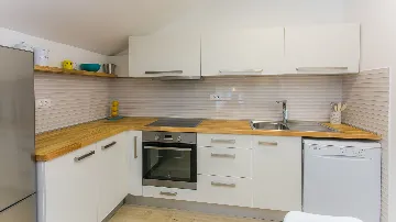 Apartment for 6 Guests with Shared Pool in Trogir