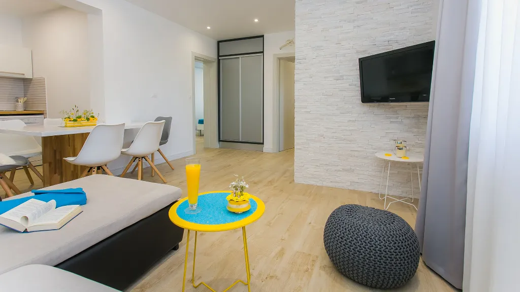 Apartment for 6 Guests with Shared Pool in Trogir