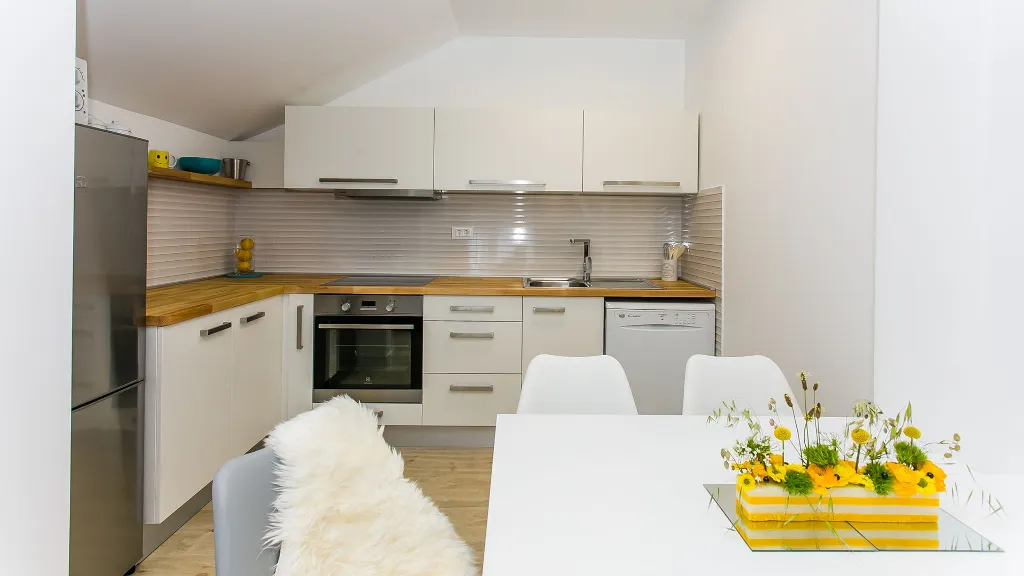 Apartment for 6 Guests with Shared Pool in Trogir