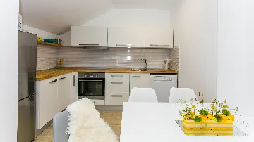 Apartment for 6 Guests with Shared Pool in Trogir