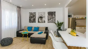 Apartment for 6 Guests with Shared Pool in Trogir