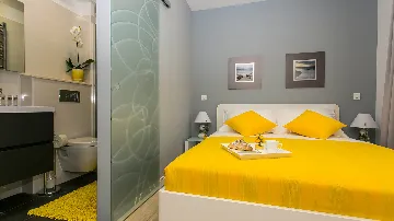 Apartment for 6 Guests with Shared Pool in Trogir