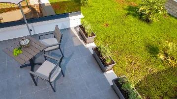 Villa for 11 Guests in Okrug Gornji with Pool