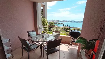 Sea View Apartment in Trogir for 3