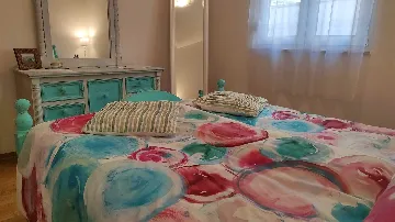 Sea View Apartment in Trogir for 3