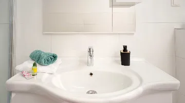 3-Bedroom Holiday House in Jelsa