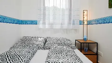 Sea View Apartment in Slatine with Shared Pool