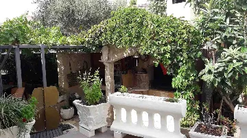 Sea View Apartment in Okrug Gornji for 4 Guests