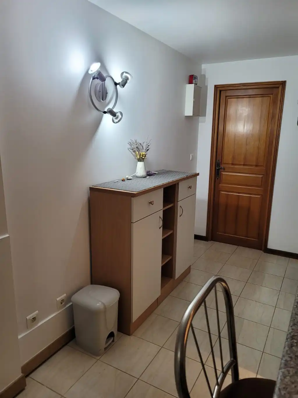 Sea View Apartment in Okrug Gornji for 4 Guests