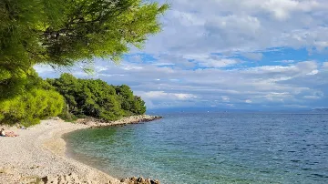 Sea View Apartment in Okrug Gornji for 4 Guests