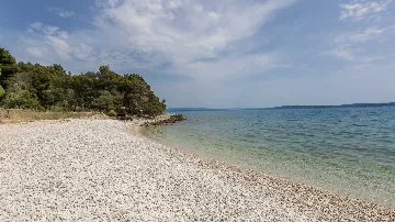 Partial Sea View Studio in Okrug Gornji