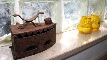 Holiday House for 10 Guests in Okrug Gornji