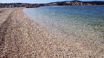 Holiday House for 10 Guests in Okrug Gornji