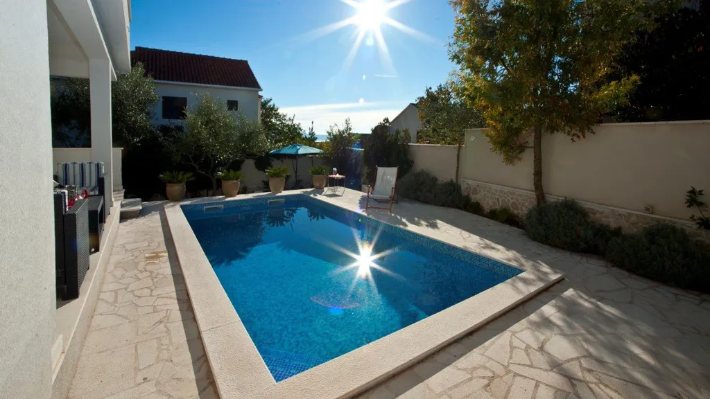 Four-Bedroom Villa with Pool in Okrug Gornji