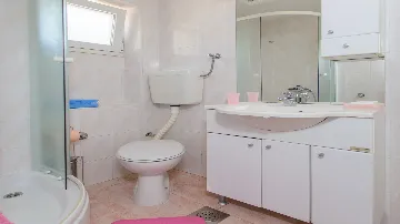 Holiday House in Trogir for 5 Guests